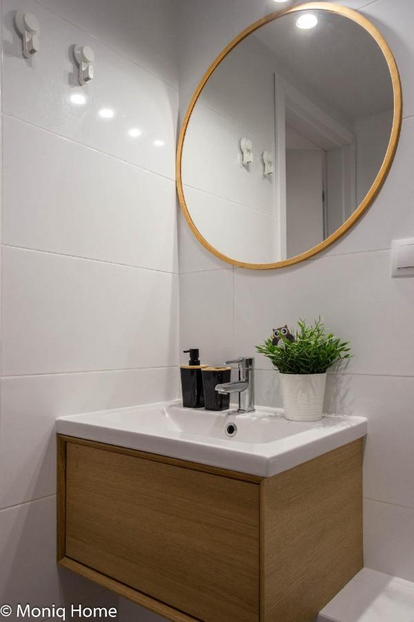 M&R Apartament Smart&Bright Batorego 16, Netflix, Free Wifi, Metro I Park Pole Mokotowskie, Stodola, Self Check-In, 5 Minut Od Centrum Warszawa Eksteriør bilde