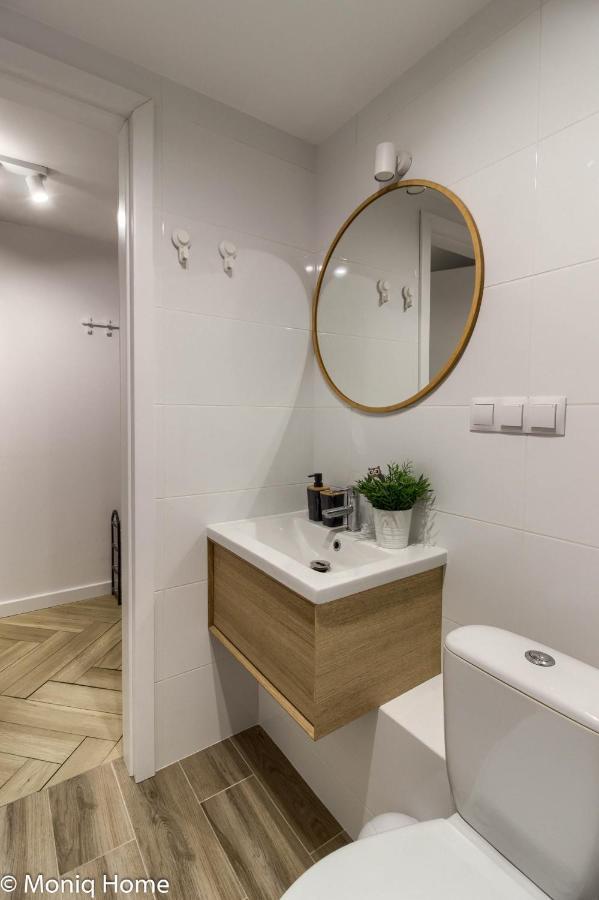M&R Apartament Smart&Bright Batorego 16, Netflix, Free Wifi, Metro I Park Pole Mokotowskie, Stodola, Self Check-In, 5 Minut Od Centrum Warszawa Eksteriør bilde